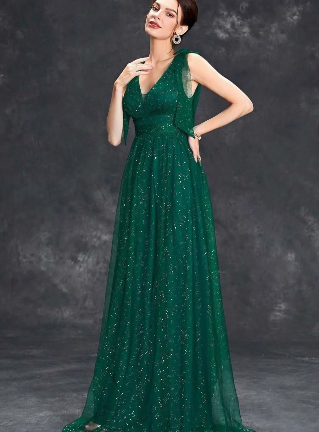 Glitter maxi dress with V-neck and tulle skirt in Green