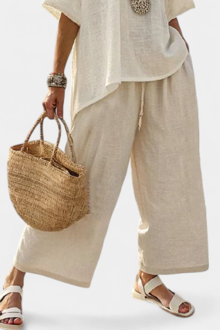 Linen asymmetric top and wide-leg pants set in ecru – side view