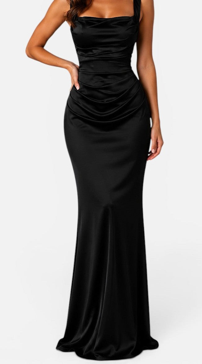 Satin ruched waist maxi dress in black – front