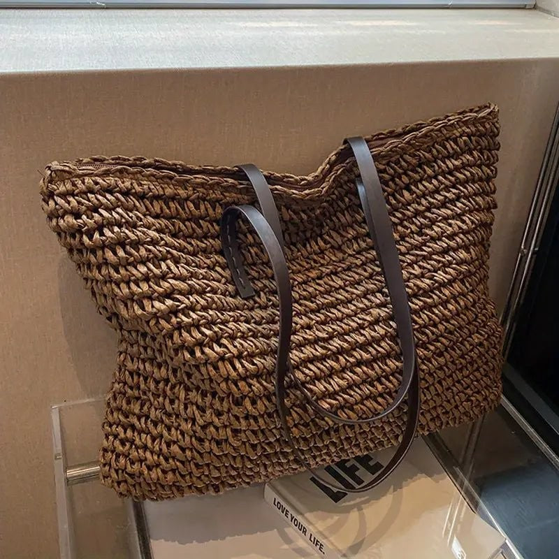 Woven straw tote bag in coffee
